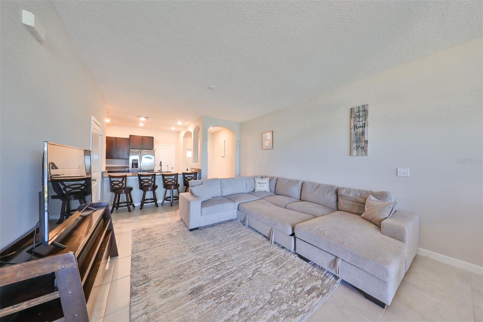 928 Royal Empress Dr Property Photo 16