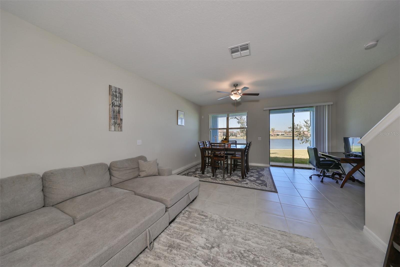 928 Royal Empress Dr Property Photo 20