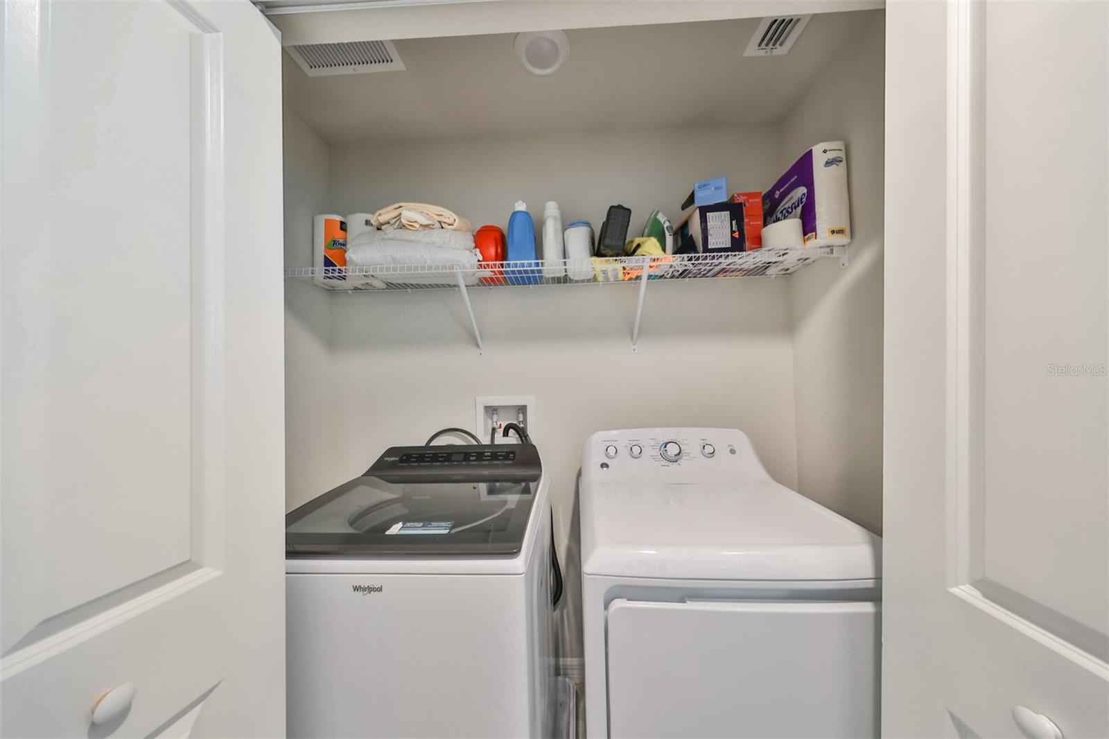 928 Royal Empress Dr Property Photo 38