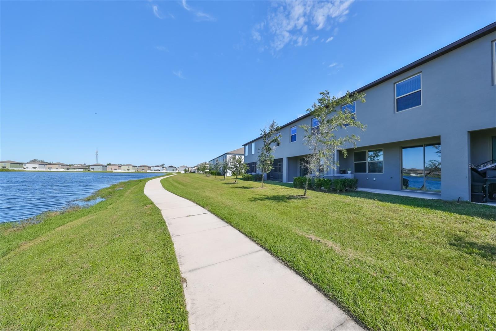 928 Royal Empress Dr Property Photo 42