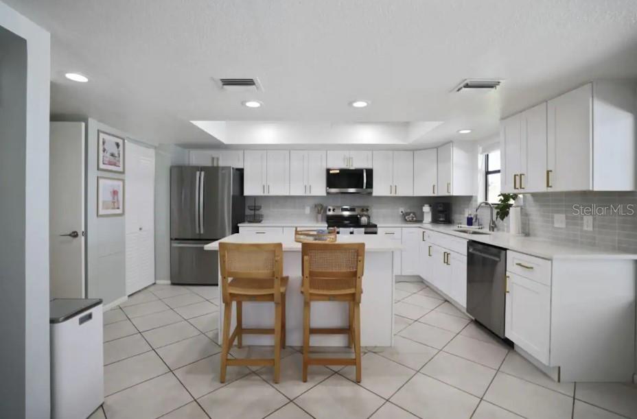 10075 W Bay St Property Photo 10