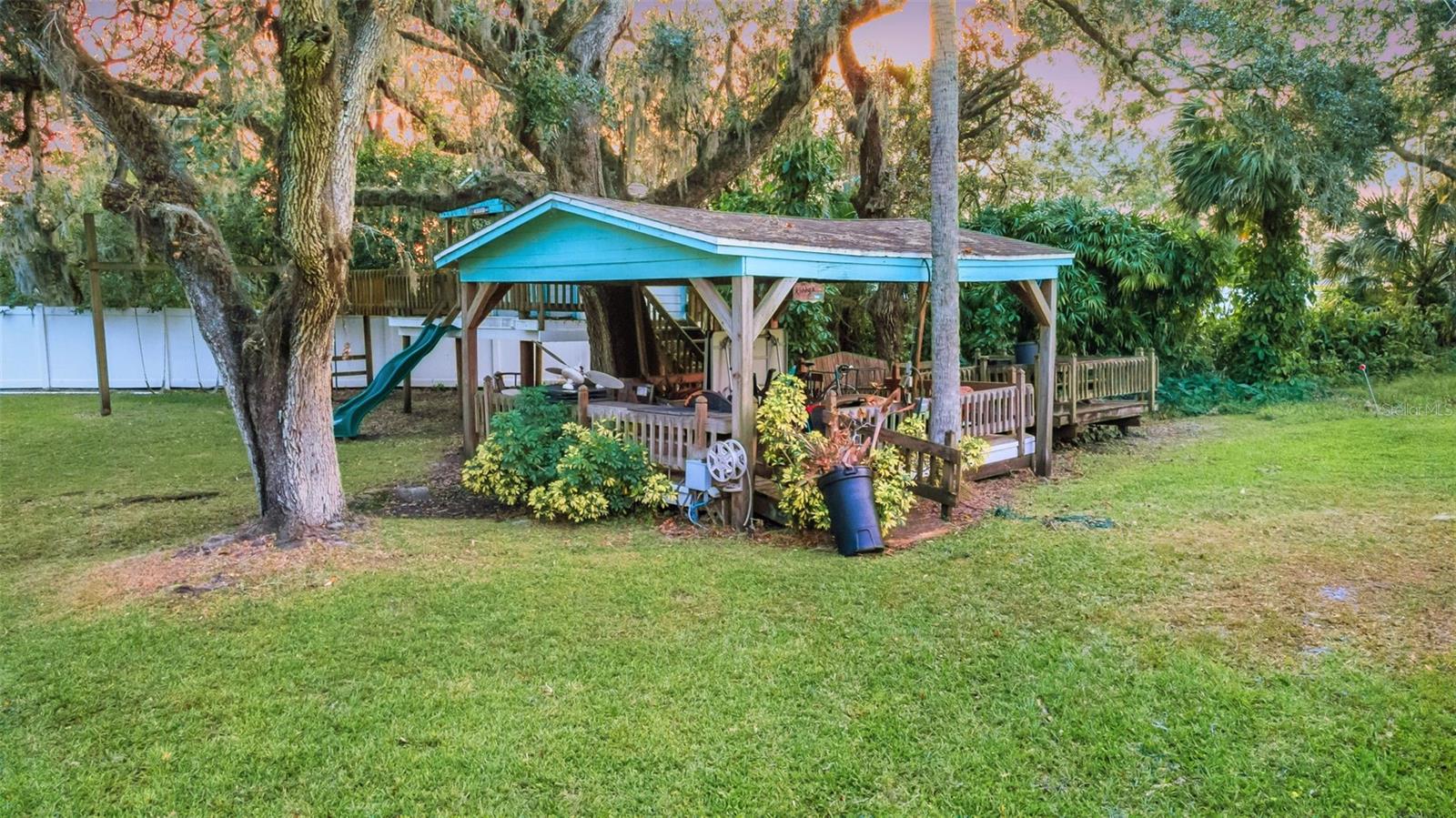 10501 Bridgewood Dr Property Photo 19