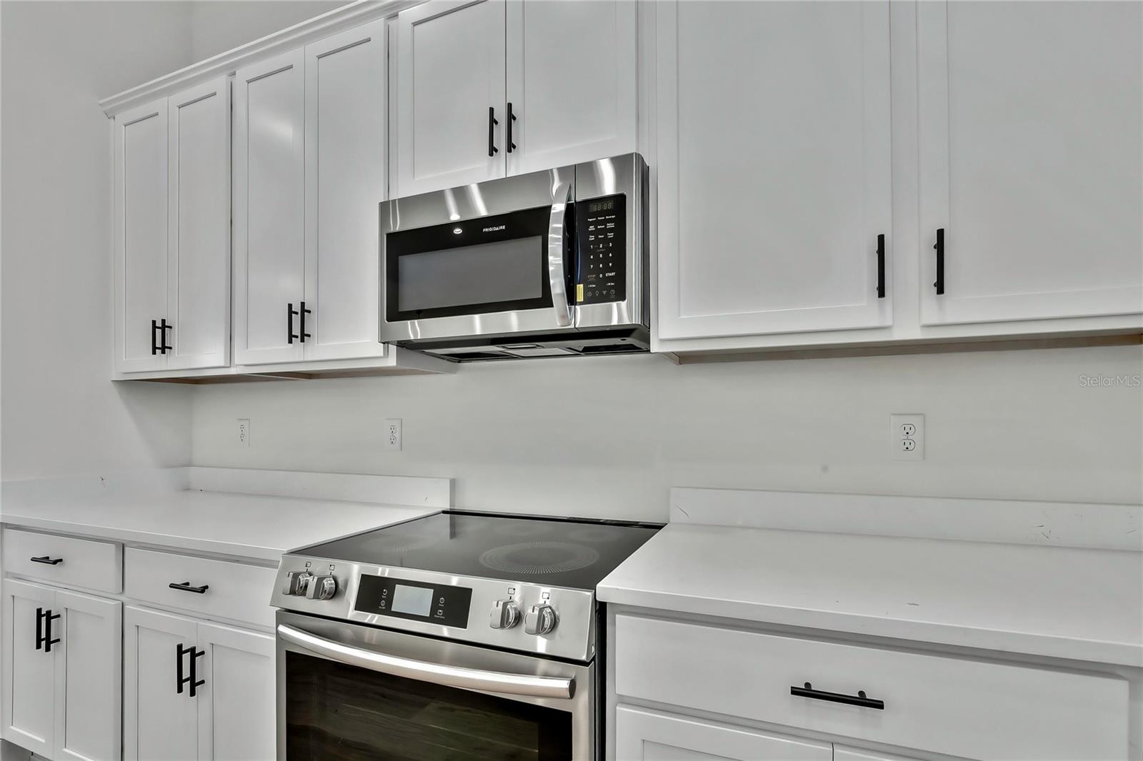 8118 N Santos Dr Property Photo 13