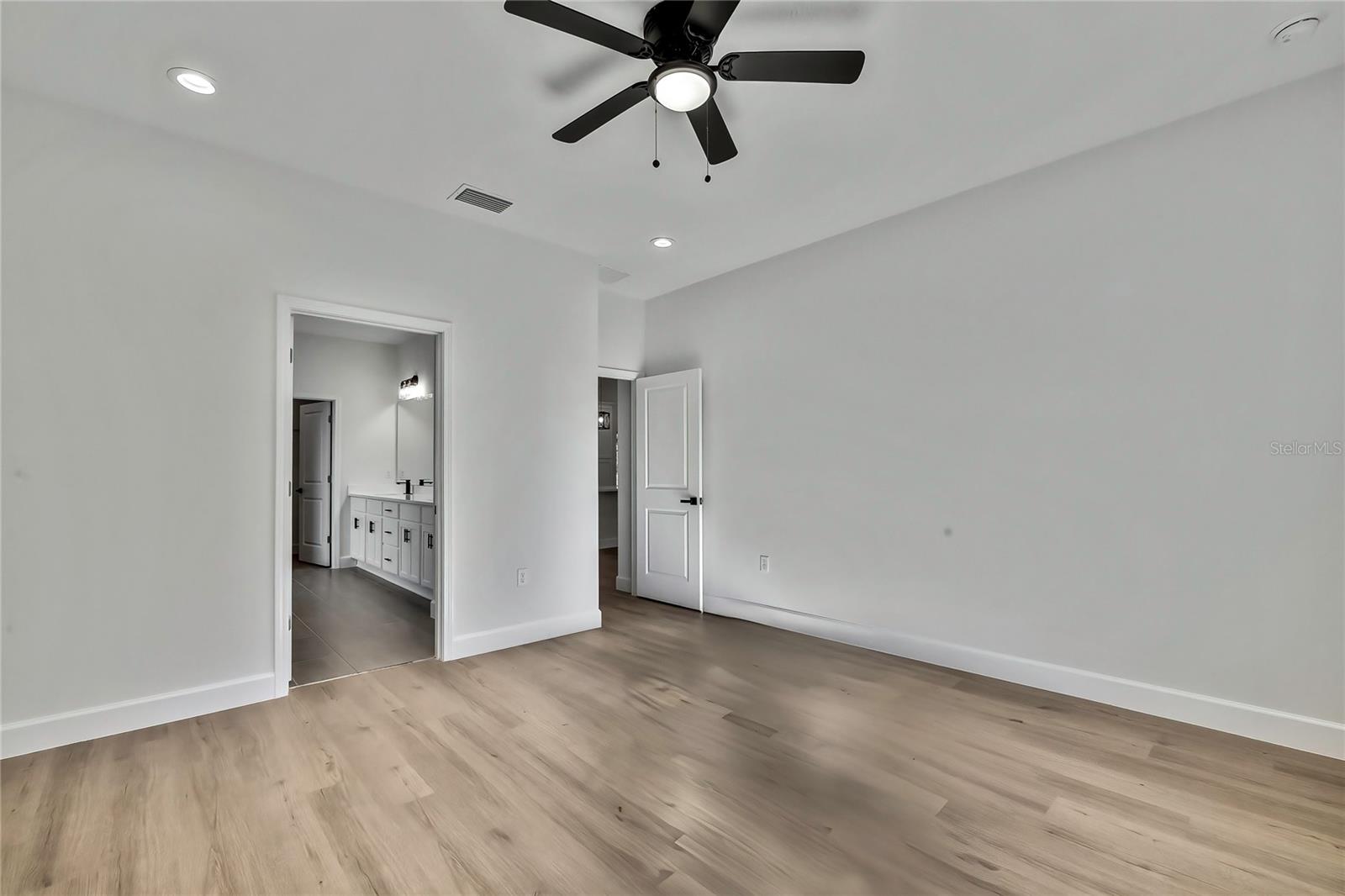 8118 N Santos Dr Property Photo 20