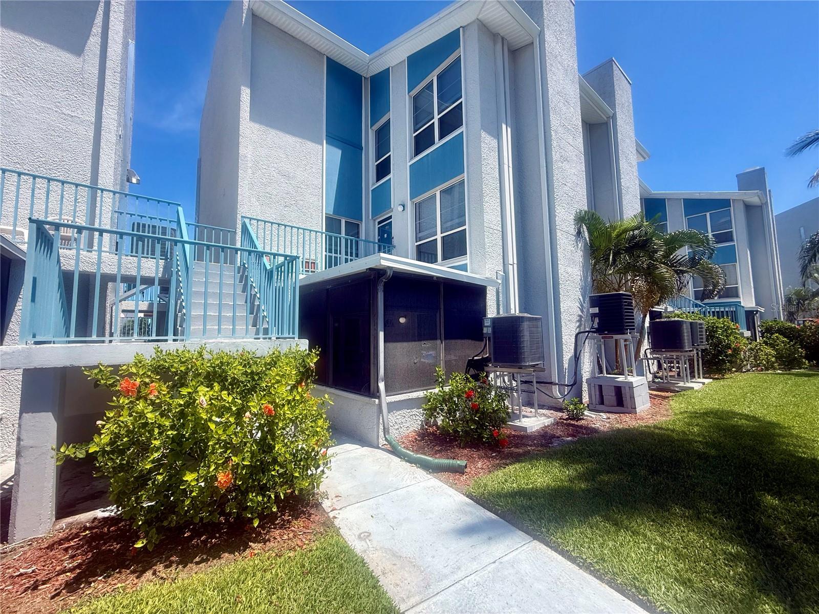 179 Medallion Blvd #c Property Photo 4