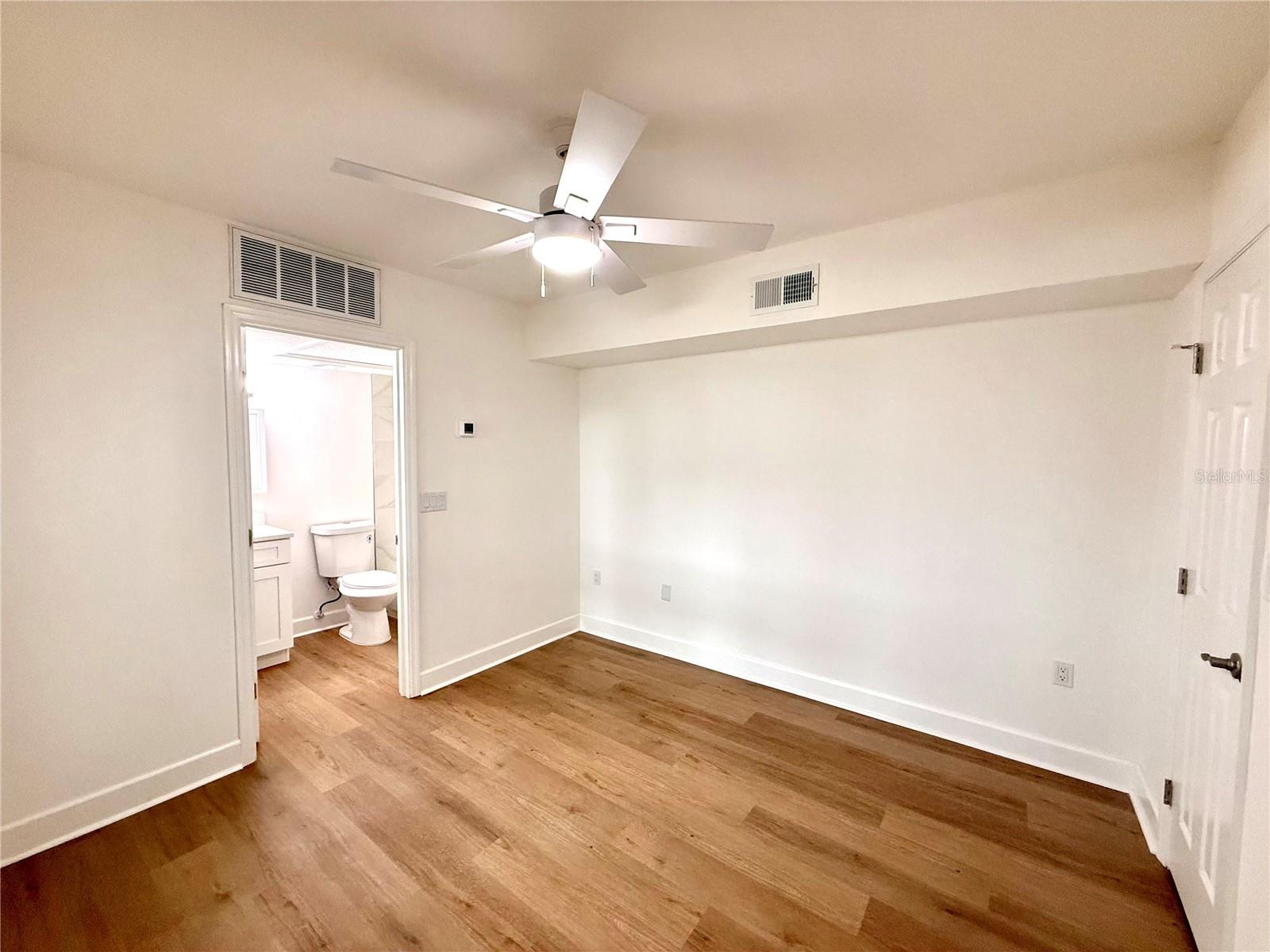 179 Medallion Blvd #c Property Photo 25