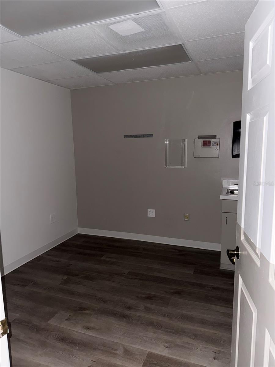 4450 E Fletcher Ave #a Property Photo 20