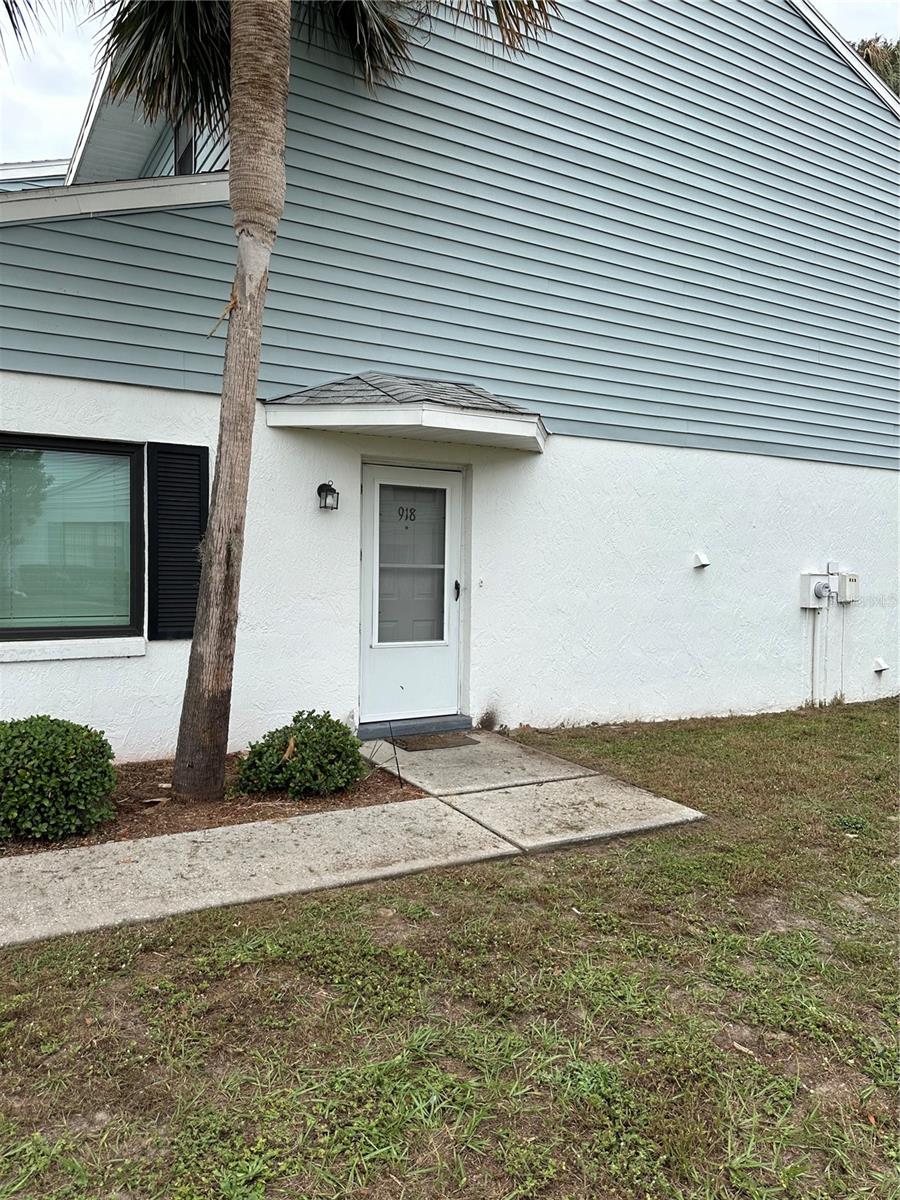 918 Pritchard Island Dr Property Photo 1