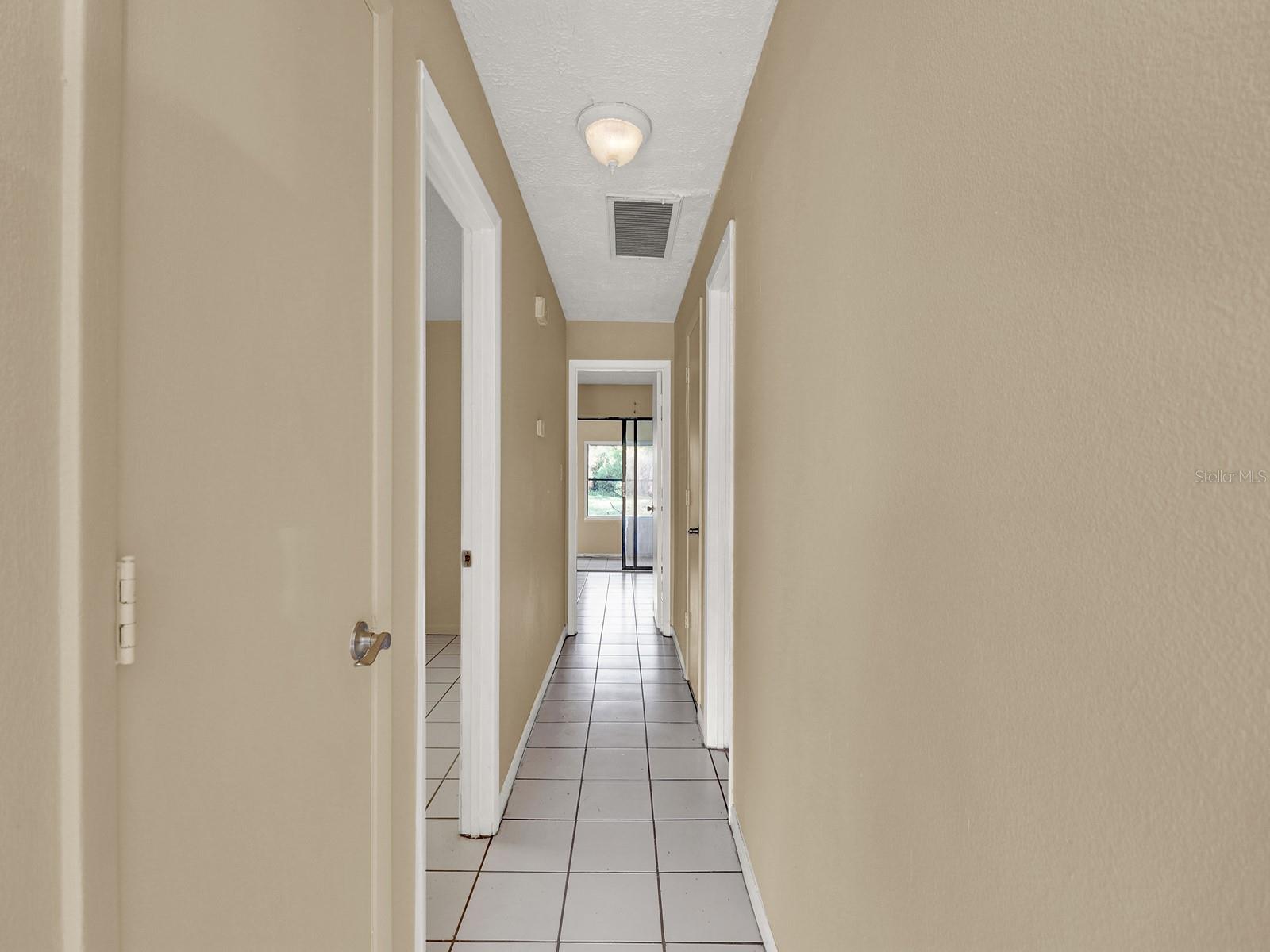 1057 Old South Dr Property Photo 22