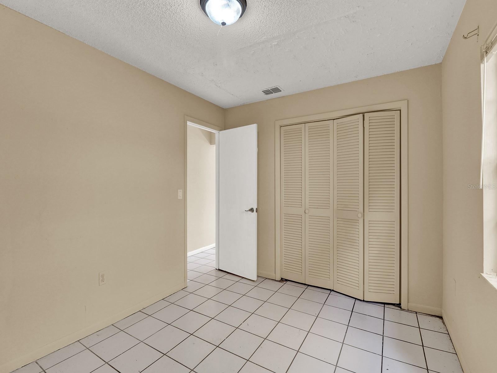1057 Old South Dr Property Photo 23
