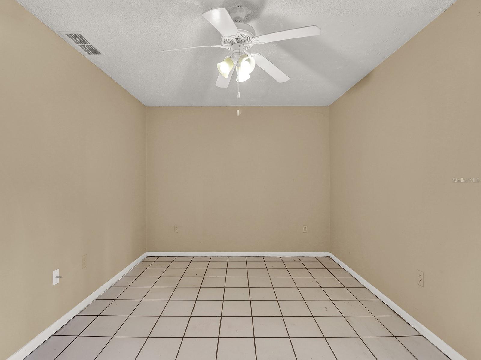 1057 Old South Dr Property Photo 28