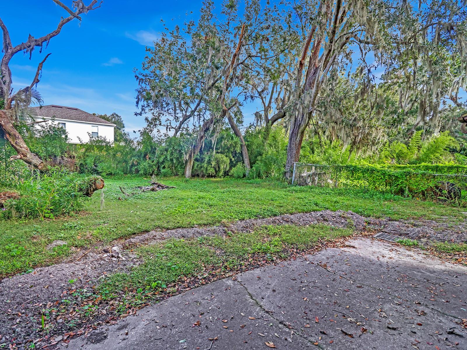 1057 Old South Dr Property Photo 38