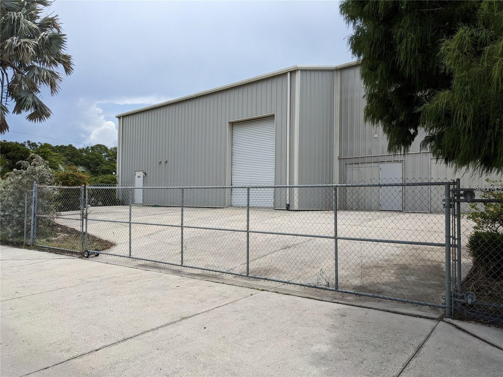 5114/5116 W Commerce St Property Photo 7