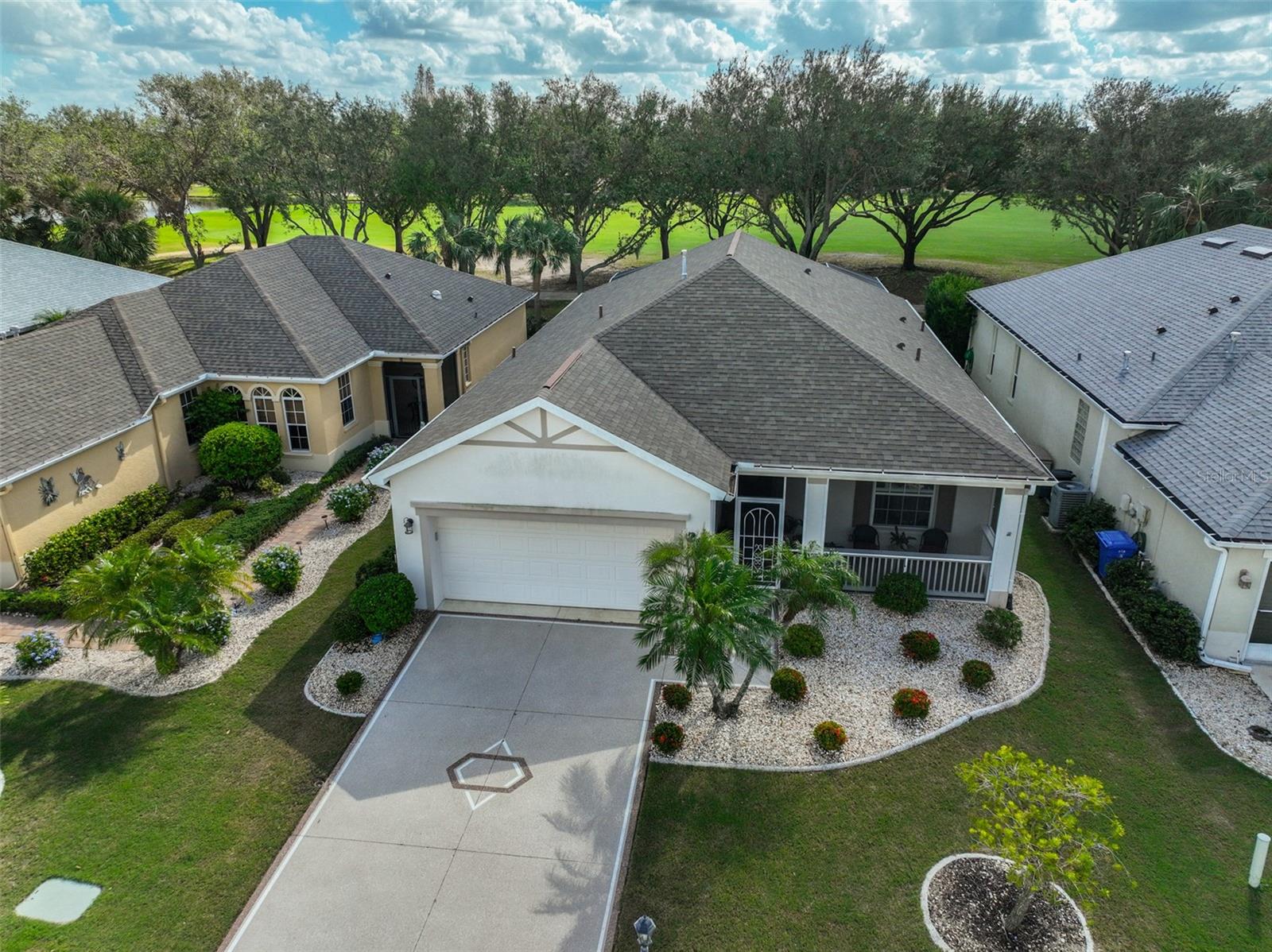 1120 Emerald Dunes Dr Property Photo