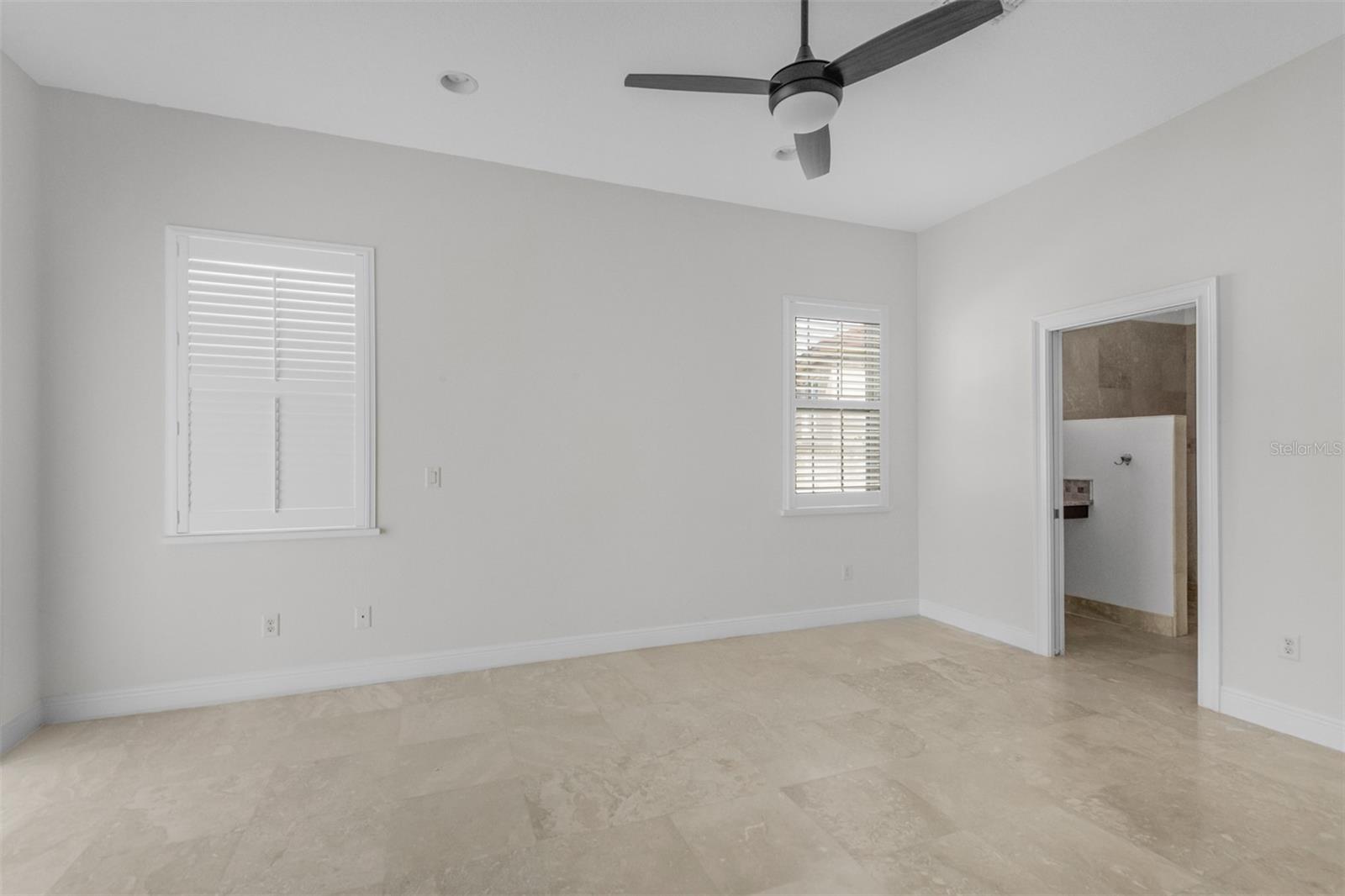 9129 S Deer Park Dr Property Photo 15