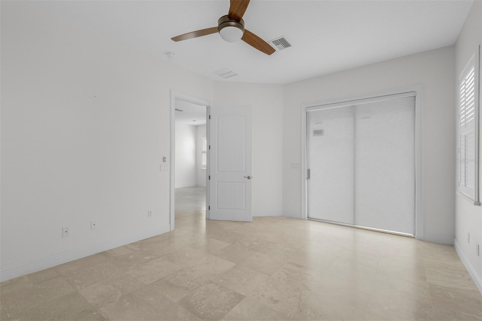 9129 S Deer Park Dr Property Photo 16