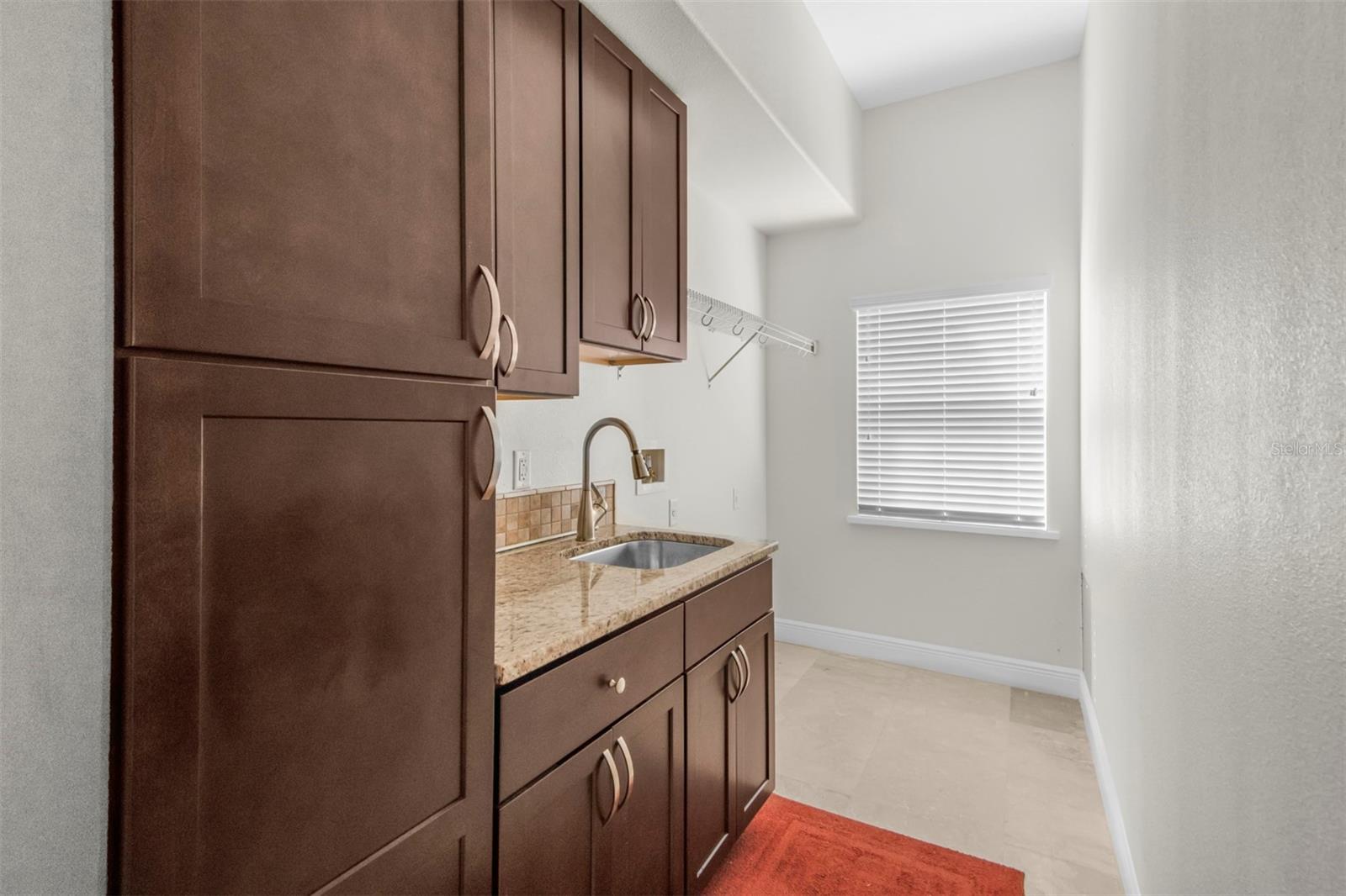 9129 S Deer Park Dr Property Photo 26