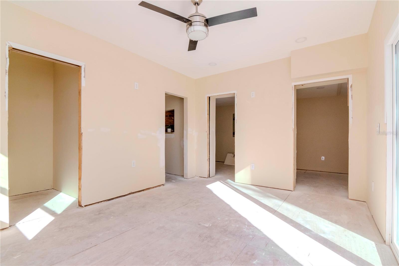 223 Bath St Property Photo 26