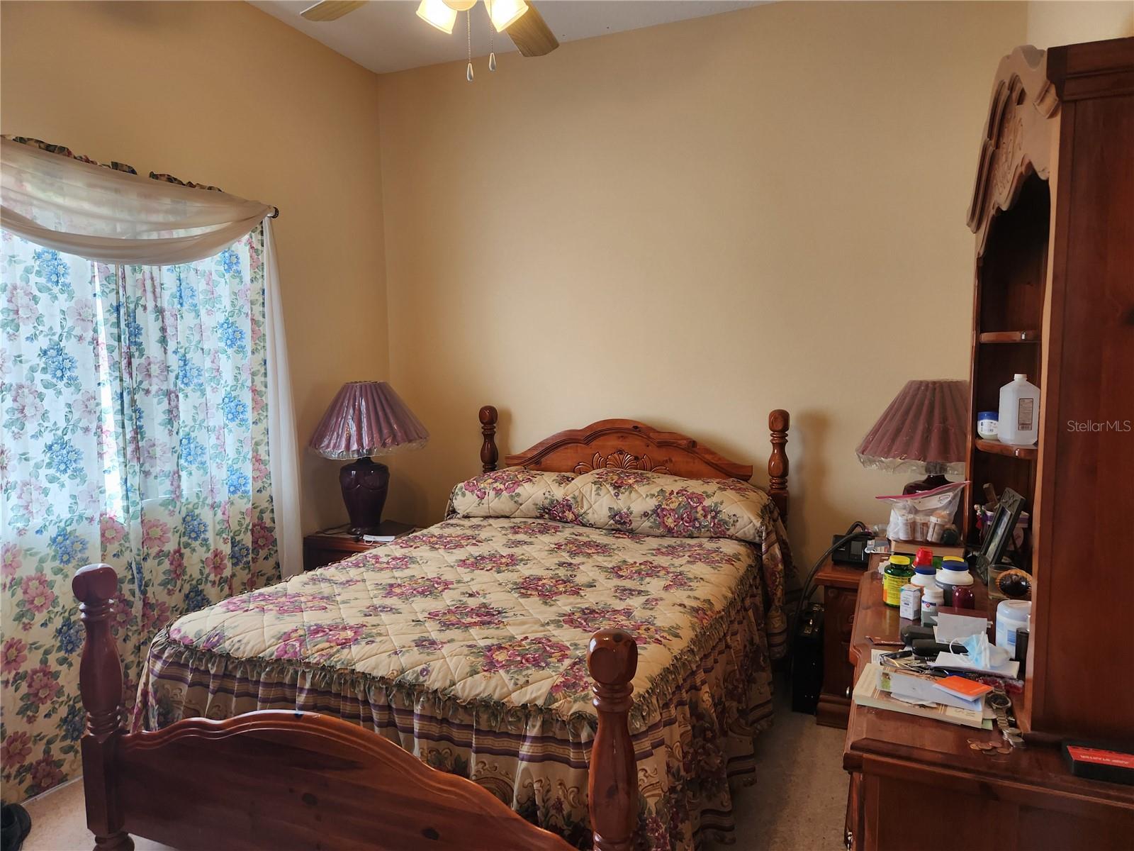 TB8323115 Property Photo 8