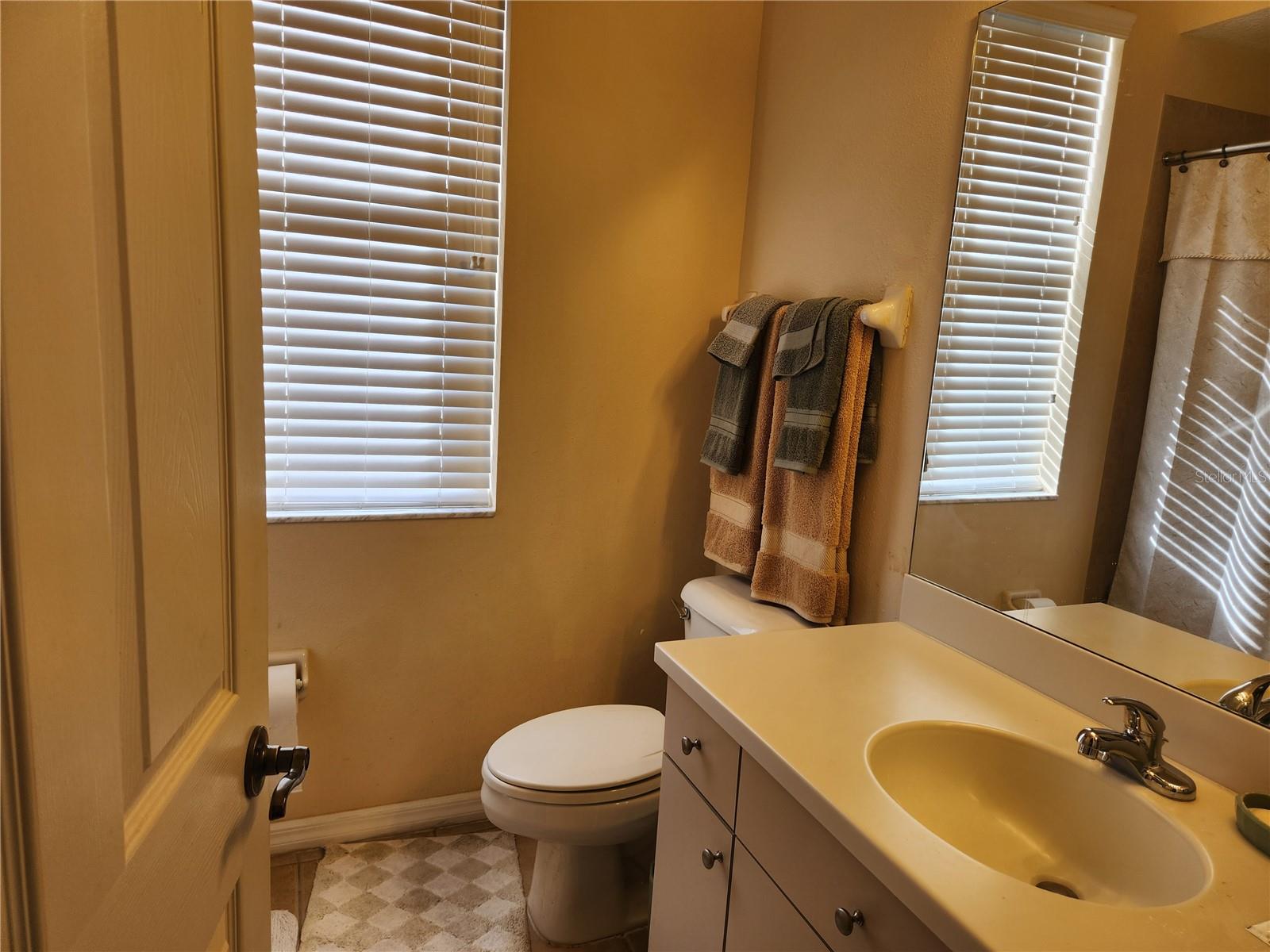 TB8323115 Property Photo 9
