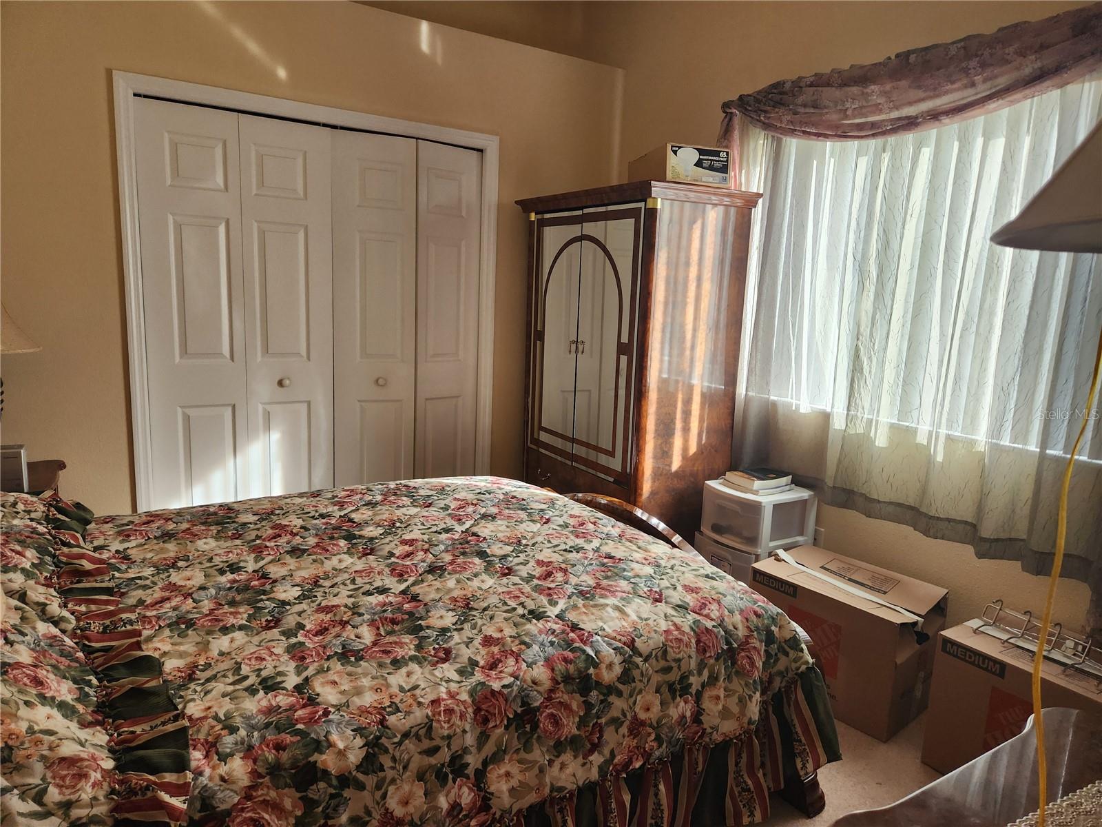 TB8323115 Property Photo 10