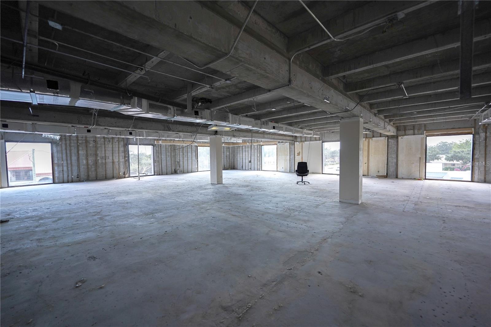 3105 W Waters Ave Property Photo 6
