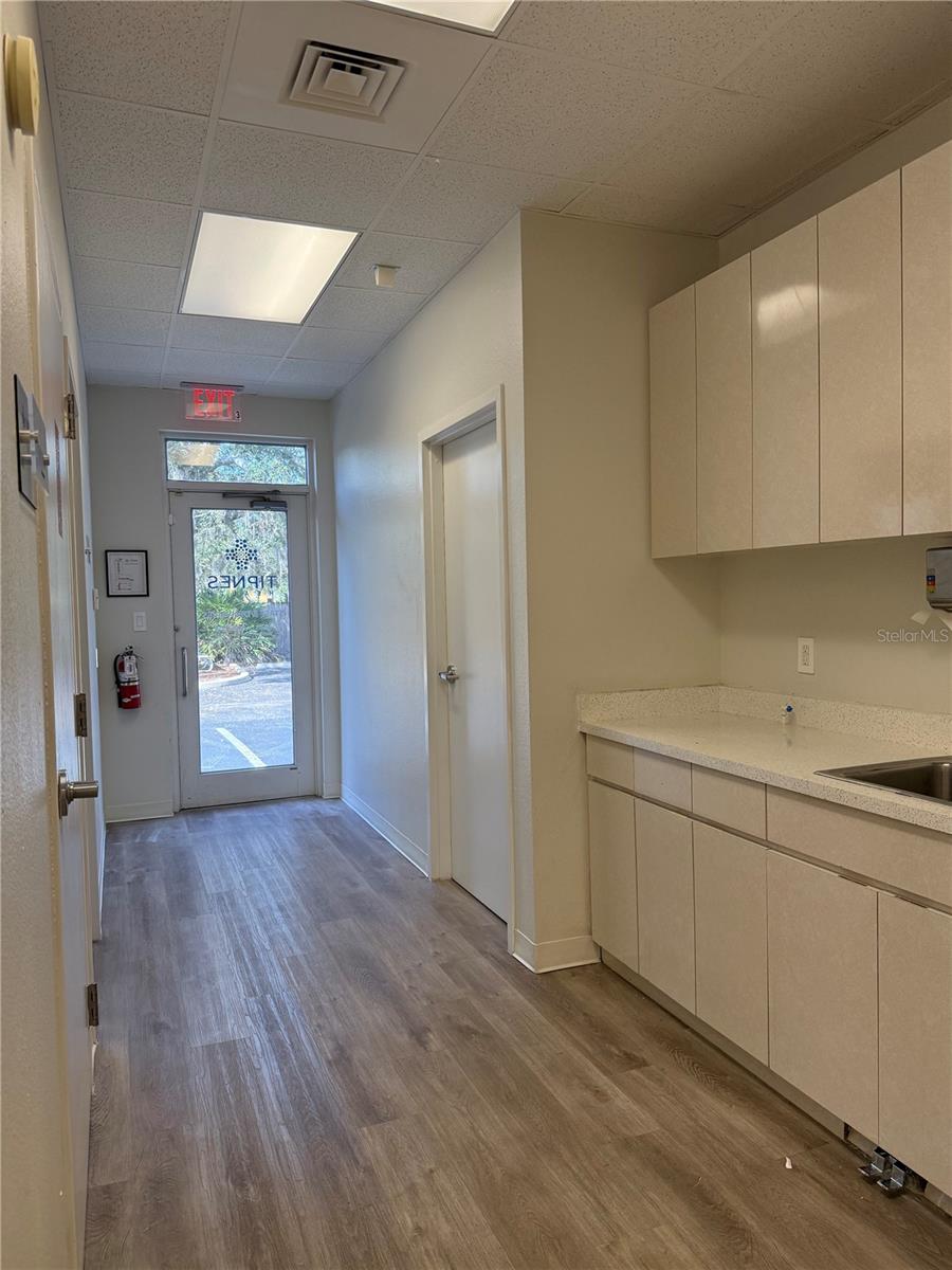 4450 E Fletcher Ave #a Property Photo 10