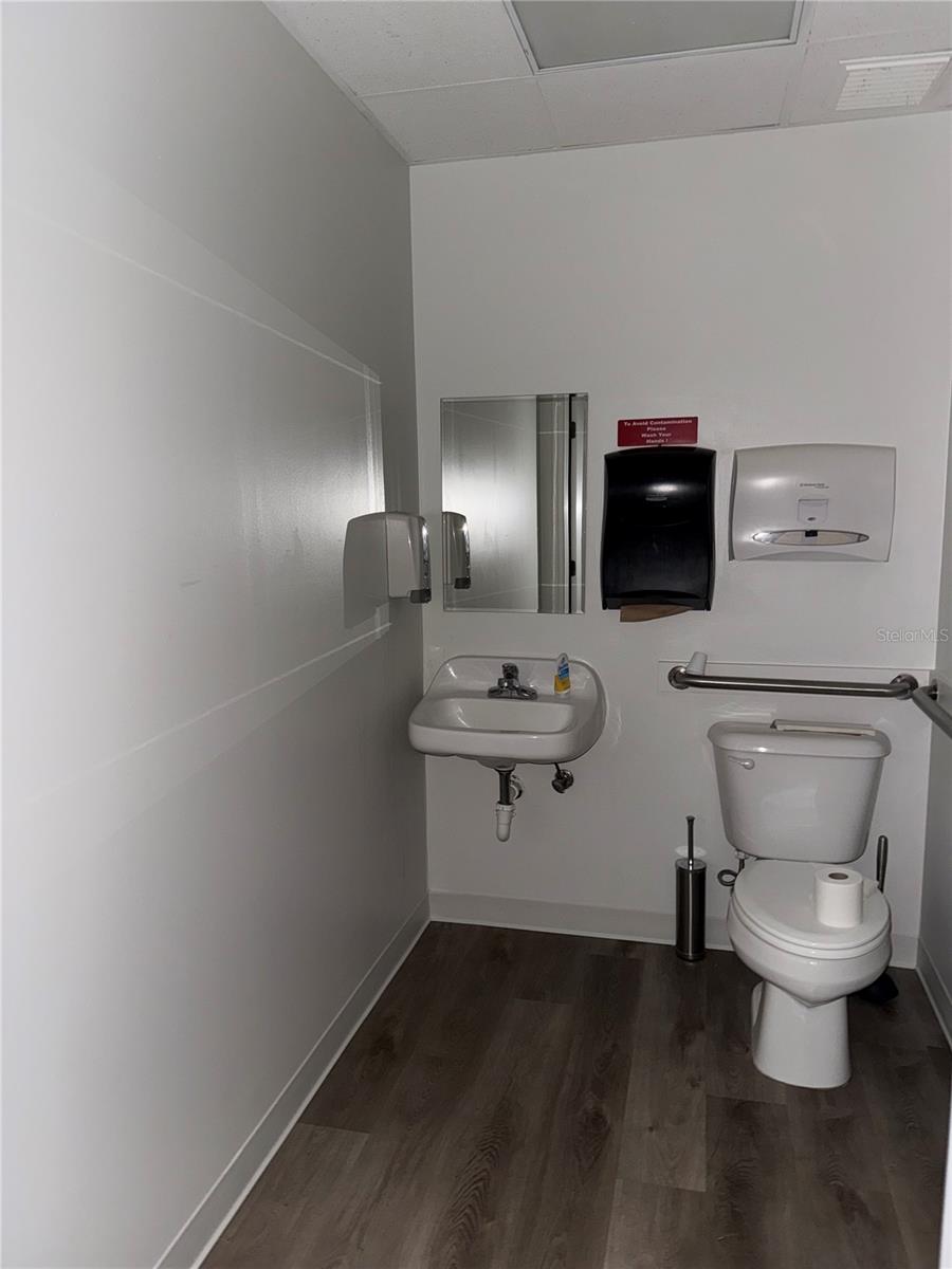 4450 E Fletcher Ave #a Property Photo 17