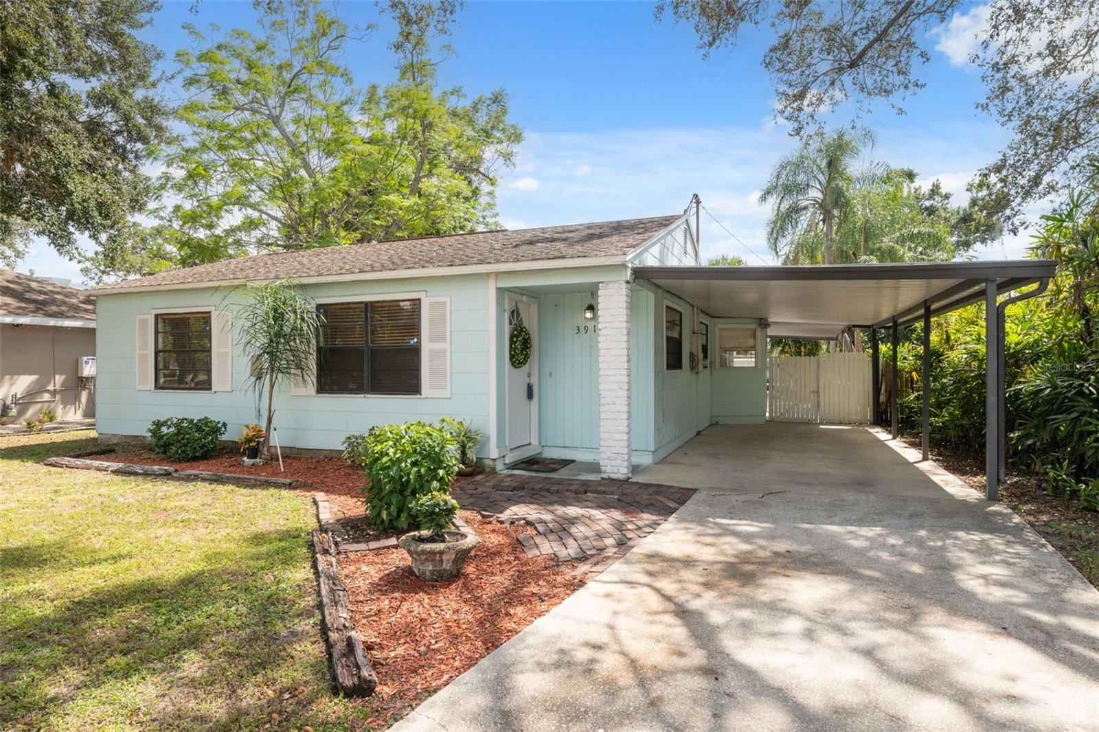3918 W Fig St Property Photo 3