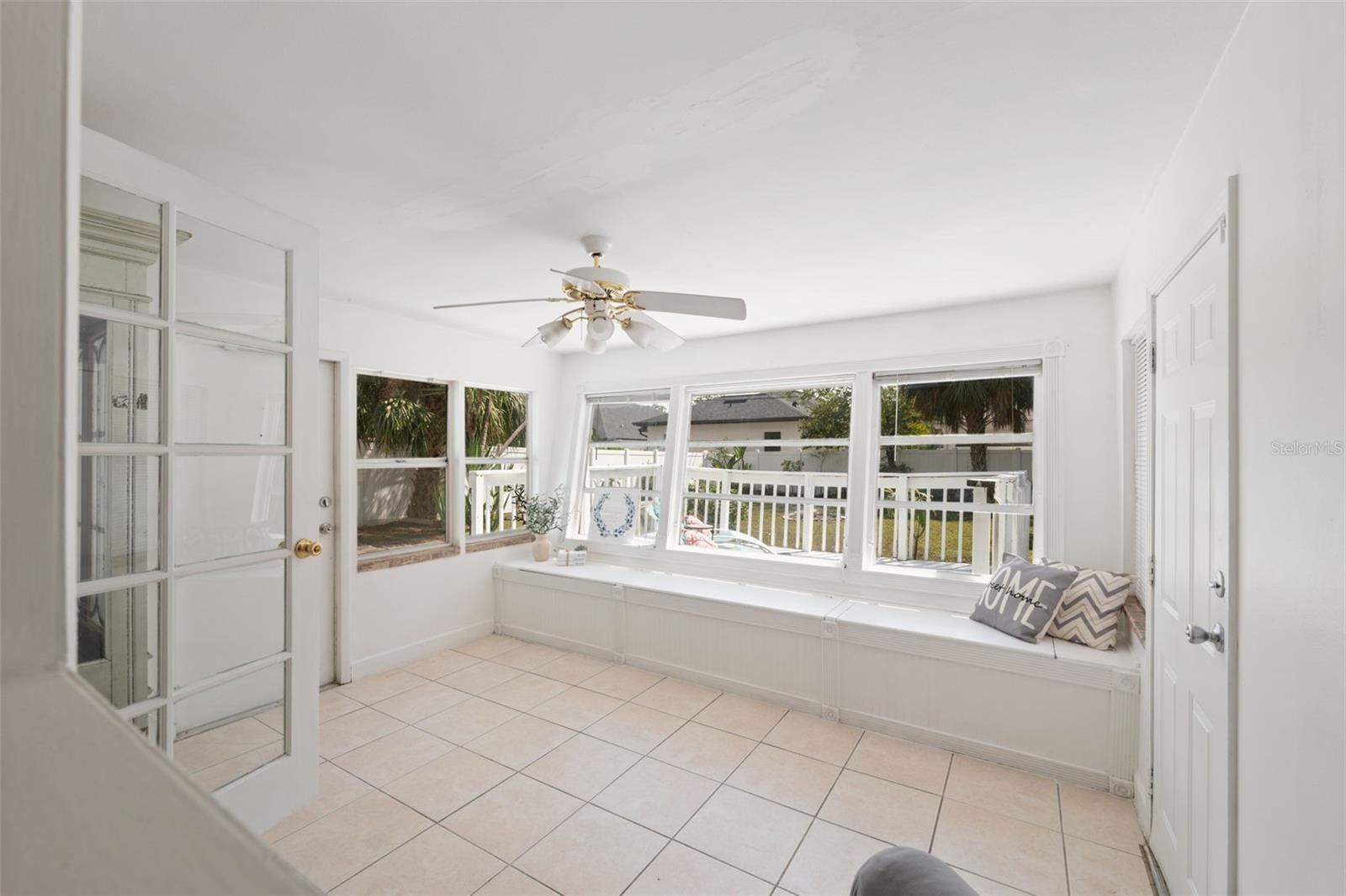 3918 W Fig St Property Photo 15