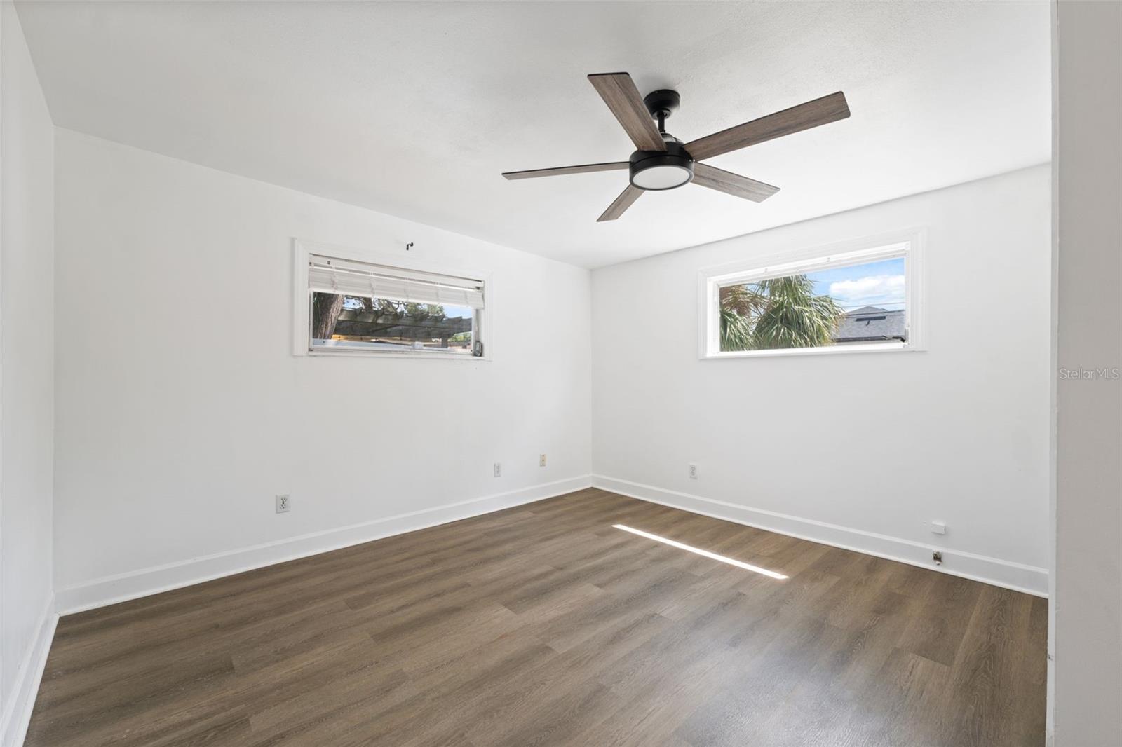 3918 W Fig St Property Photo 17