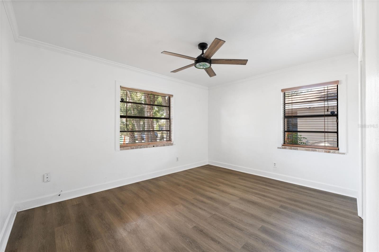 3918 W Fig St Property Photo 21