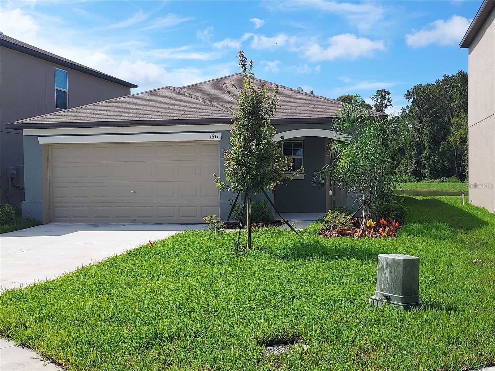 1611 Yellow Trl Property Photo
