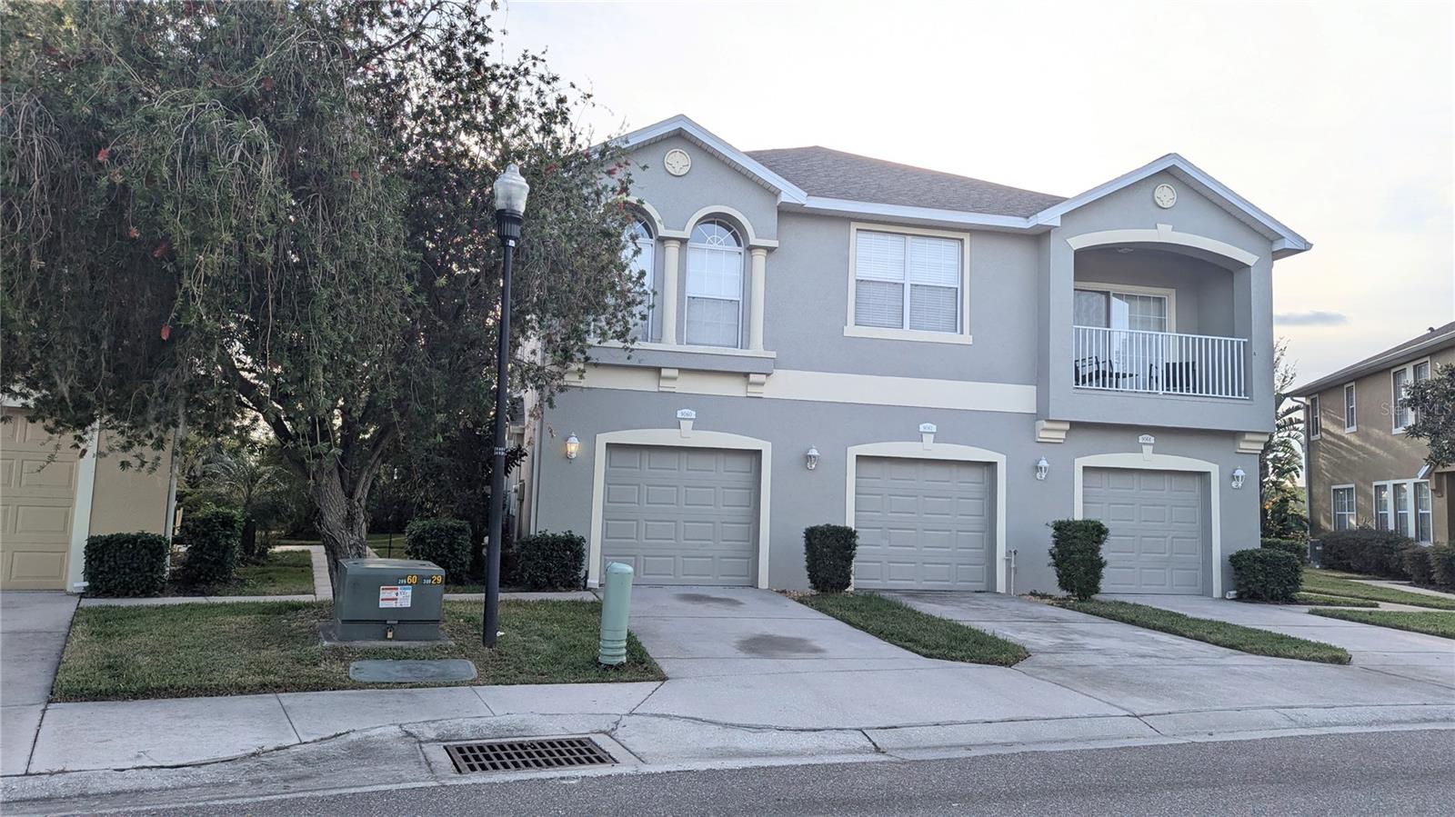 9060 MOONLIT MEADOWS LOOP Property Photo 1