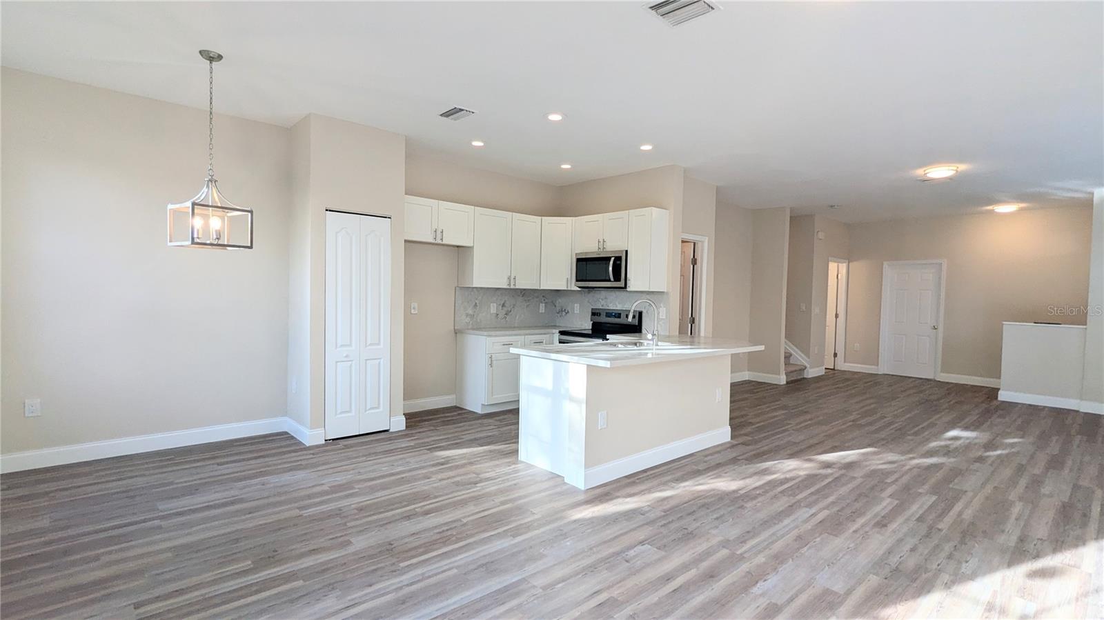 9060 Moonlit Meadows Loop Property Photo 8