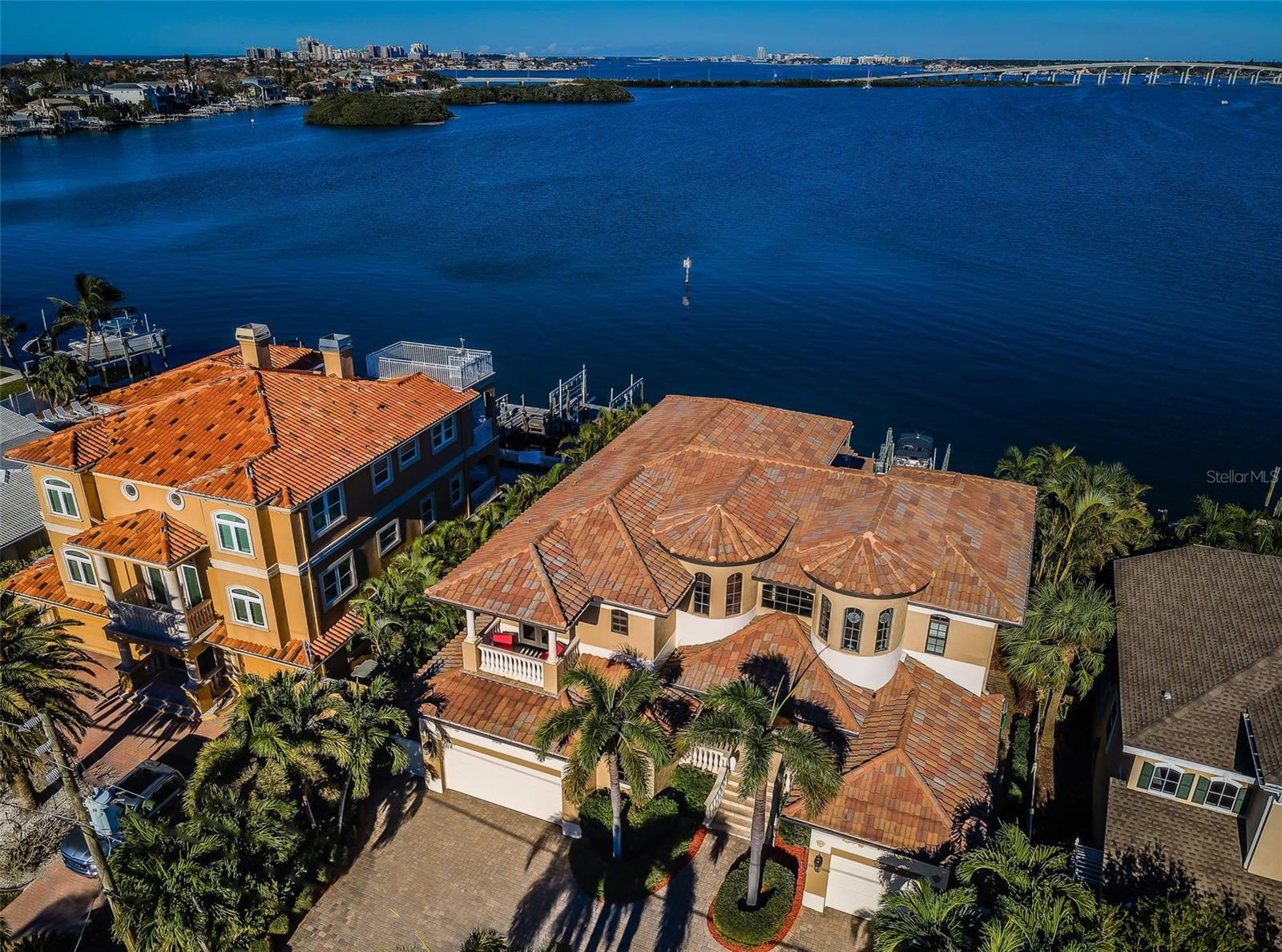 308 Harbor Dr Property Photo
