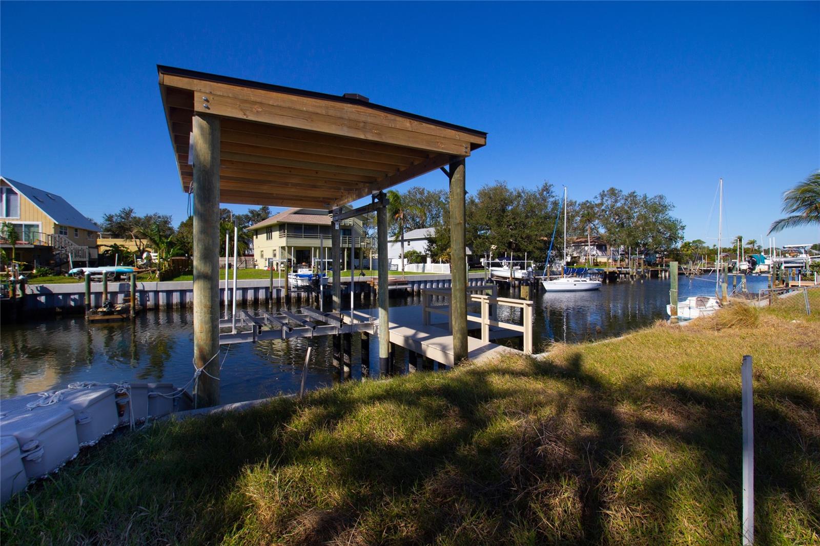 3961 Coquina Key Dr Se Property Photo 16