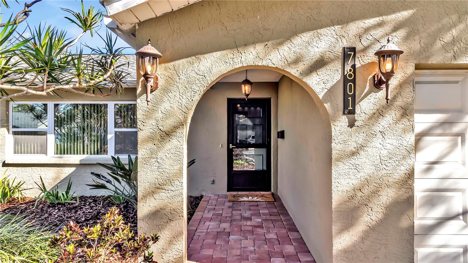 7801 17th Way N Property Photo 1
