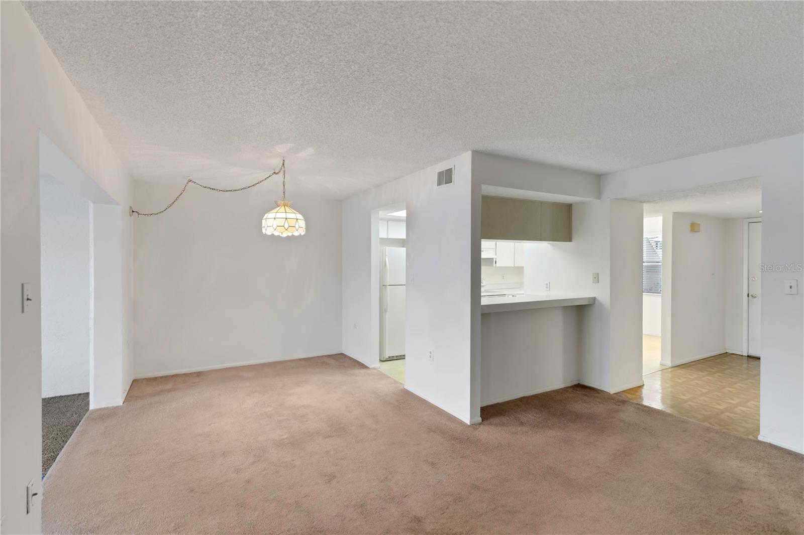 1034 Bowsprit Ln Property Photo 7