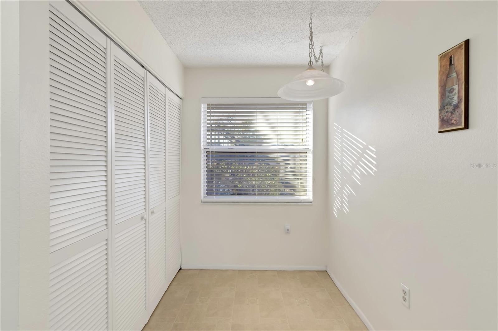 1034 Bowsprit Ln Property Photo 11