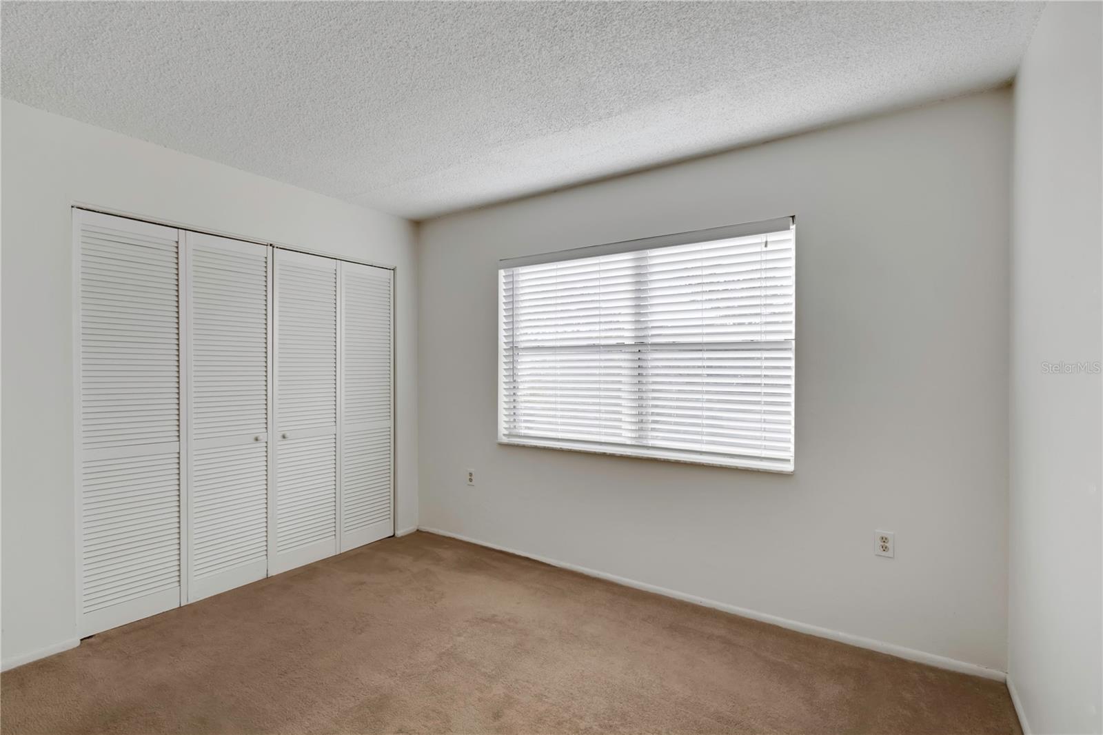 1034 Bowsprit Ln Property Photo 12