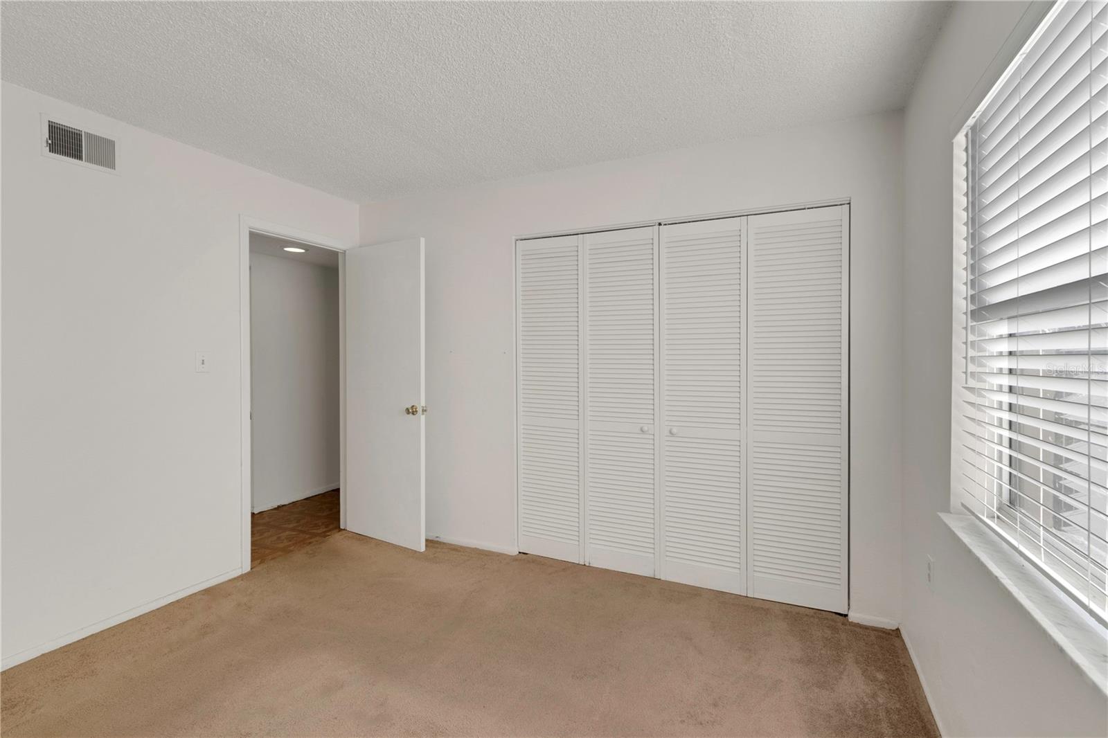 1034 Bowsprit Ln Property Photo 13