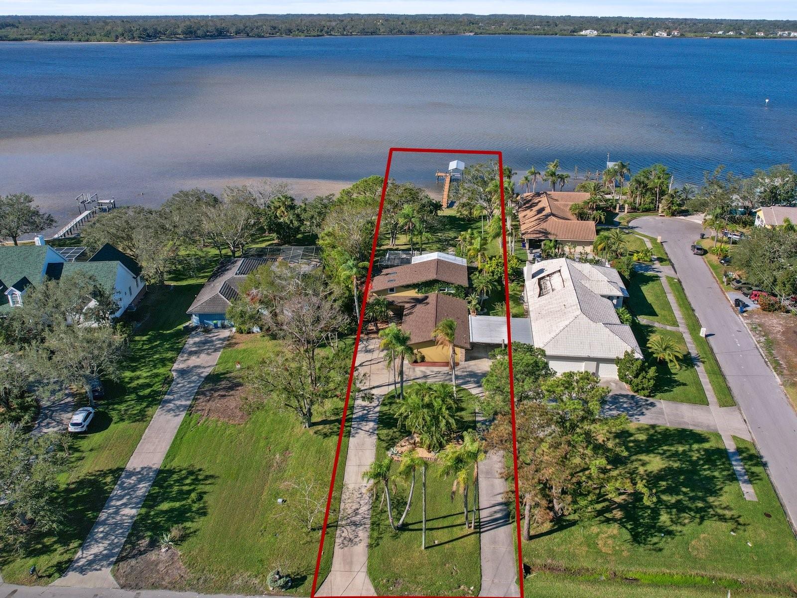 710 Shore Dr E Property Photo 2