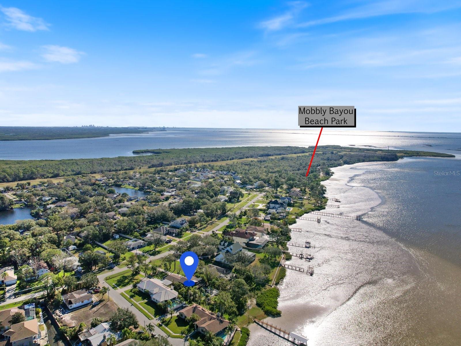 710 Shore Dr E Property Photo 40