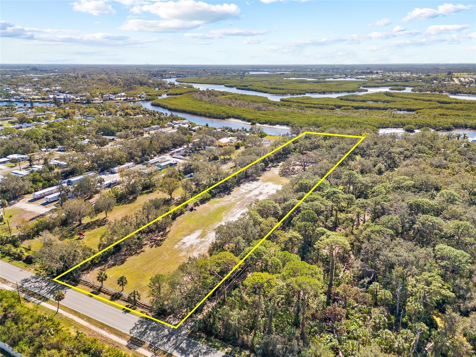 2312 W Shell Point Rd Property Photo 1
