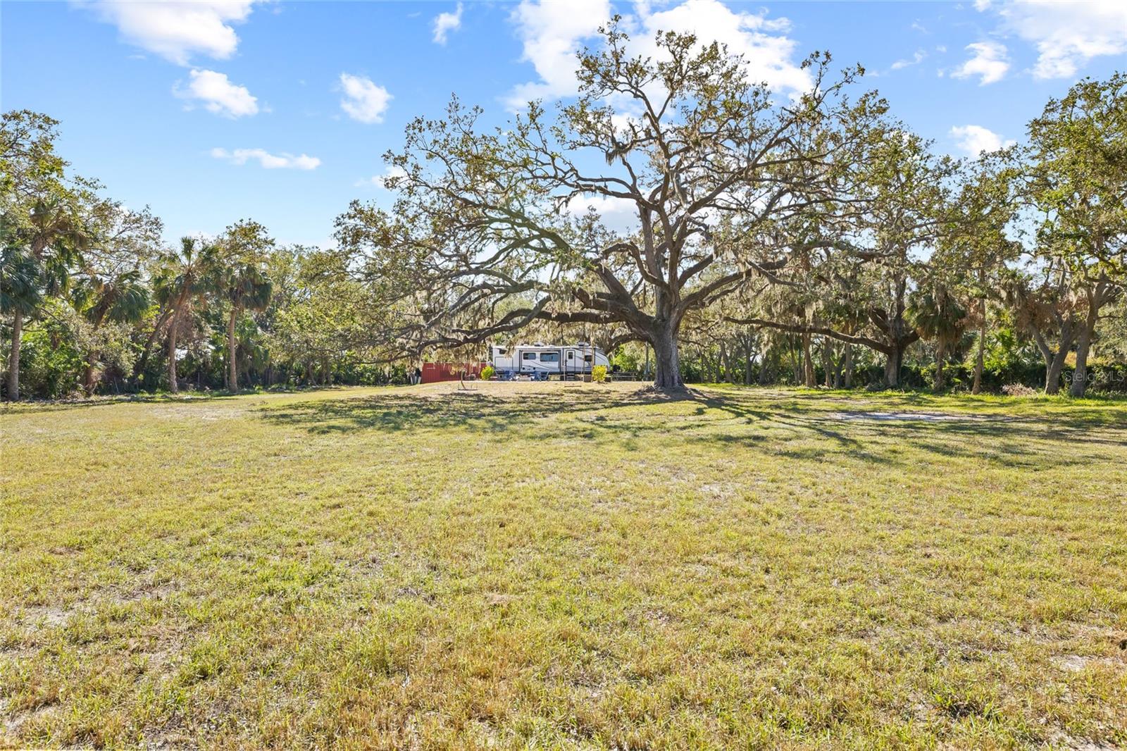 2312 W Shell Point Rd Property Photo 21