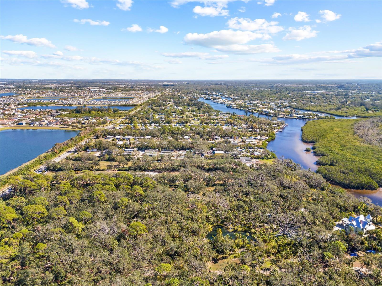 2312 W Shell Point Rd Property Photo 41
