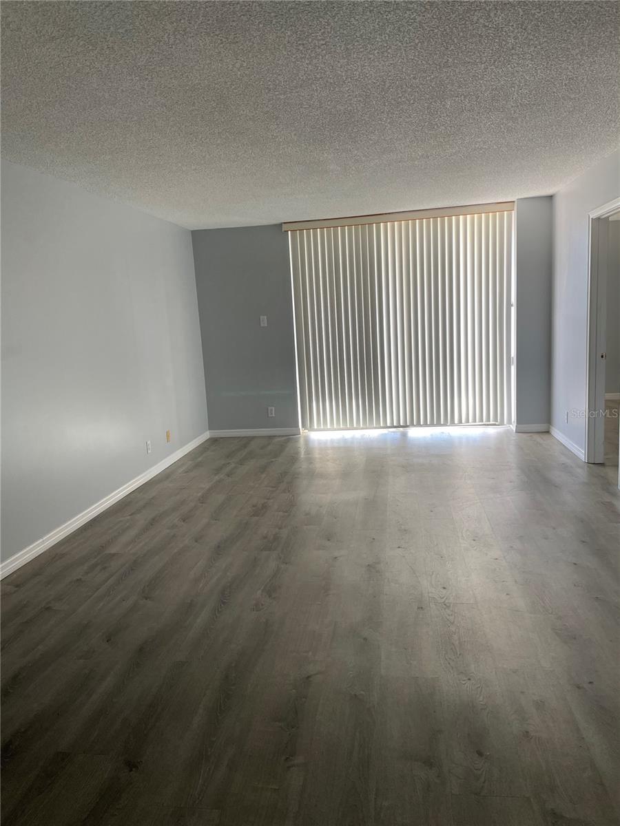 6051 Sun Blvd #305 Property Photo 5