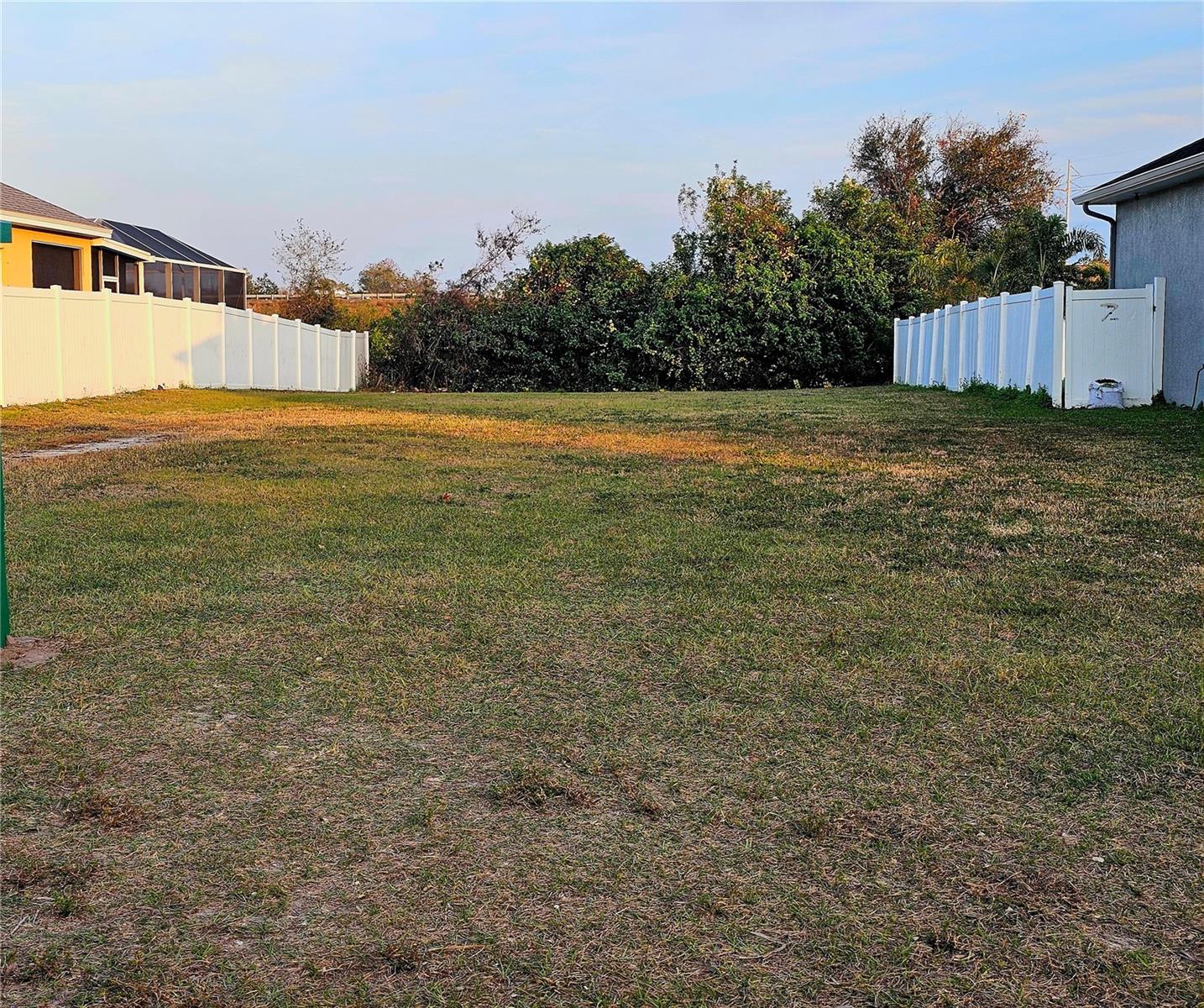 11310 Southwind Lake Dr Property Photo 2