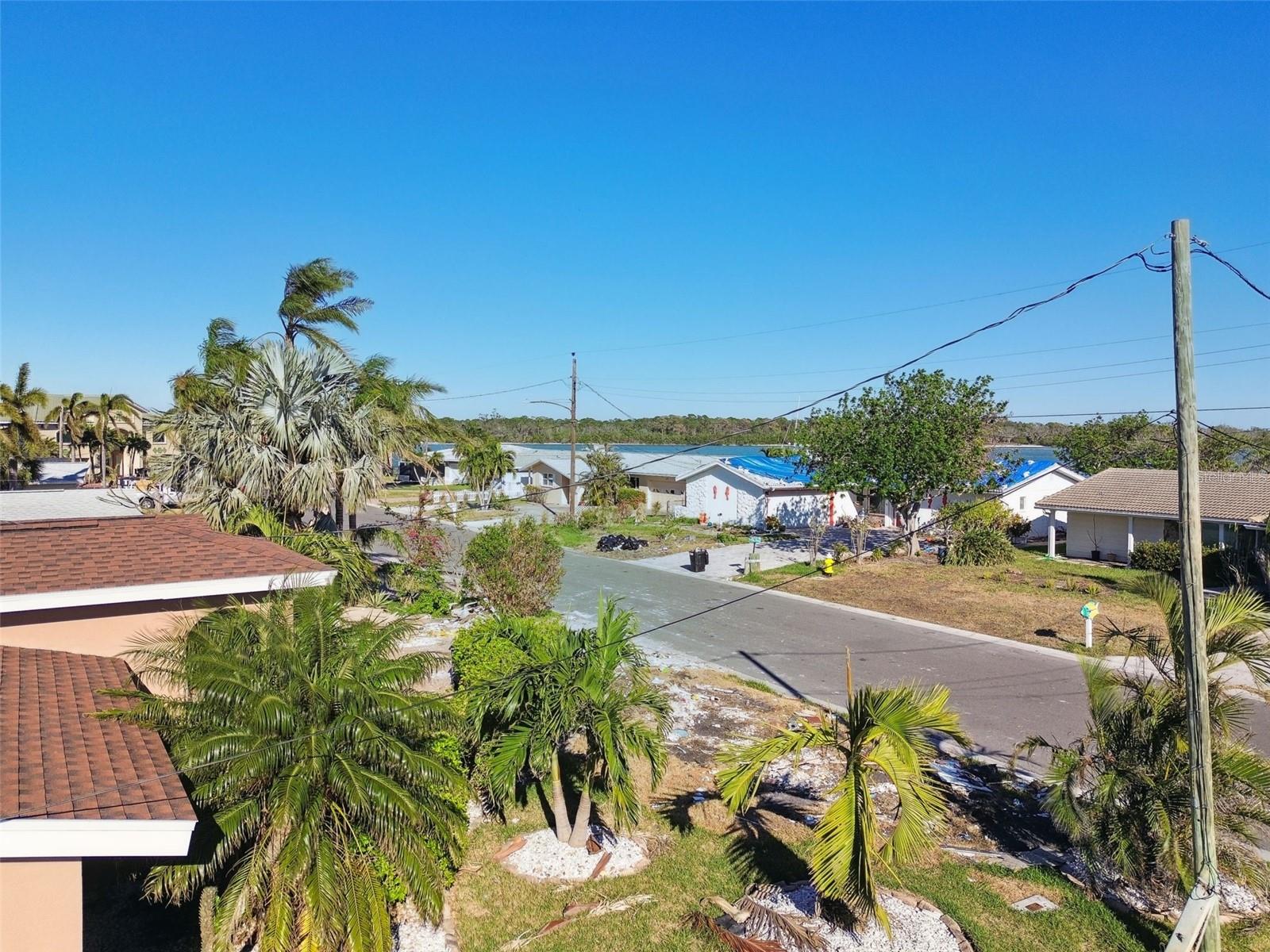 568 Johns Pass Ave Property Photo 4